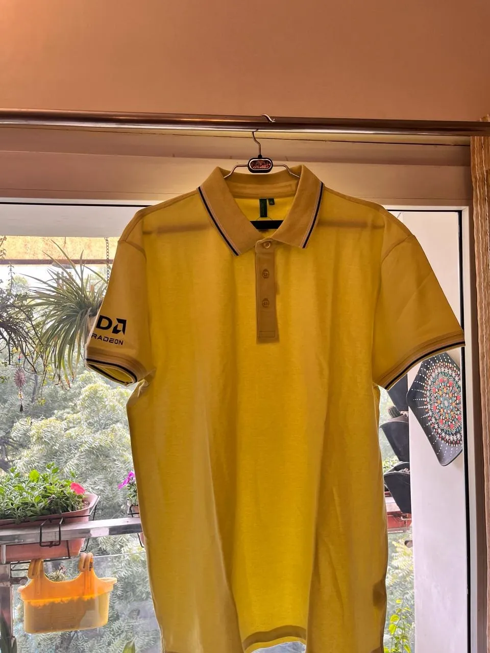 Bottles and polos, photo 5