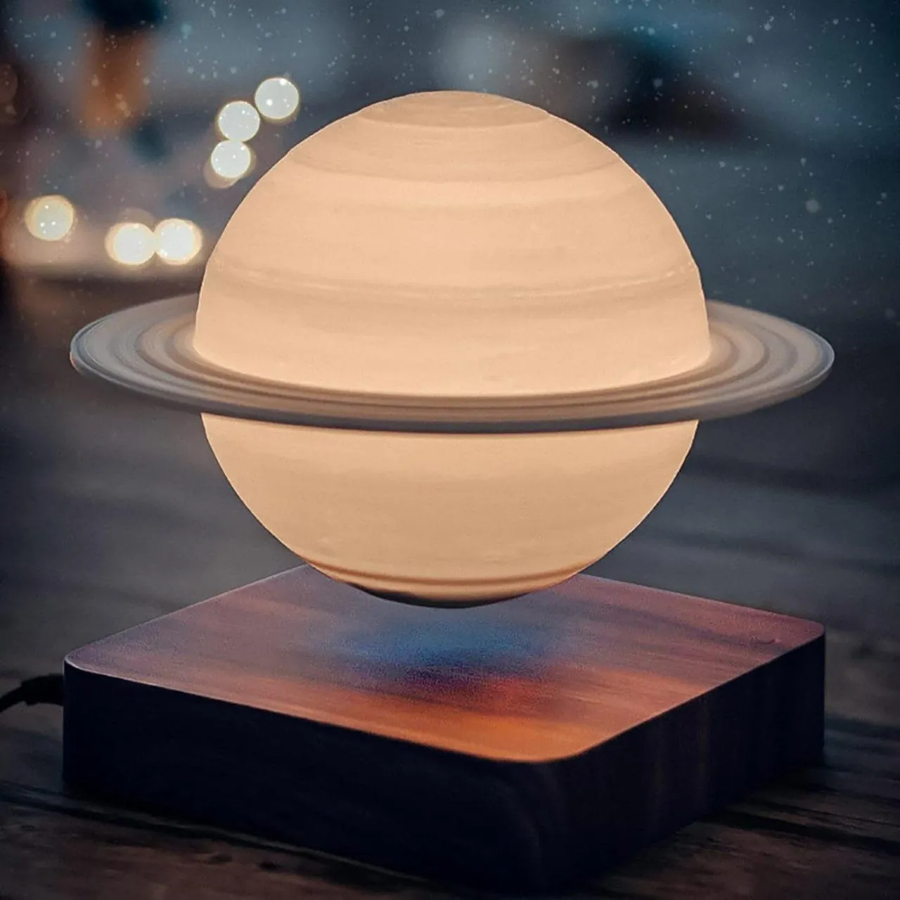 Levitating Saturn lamp